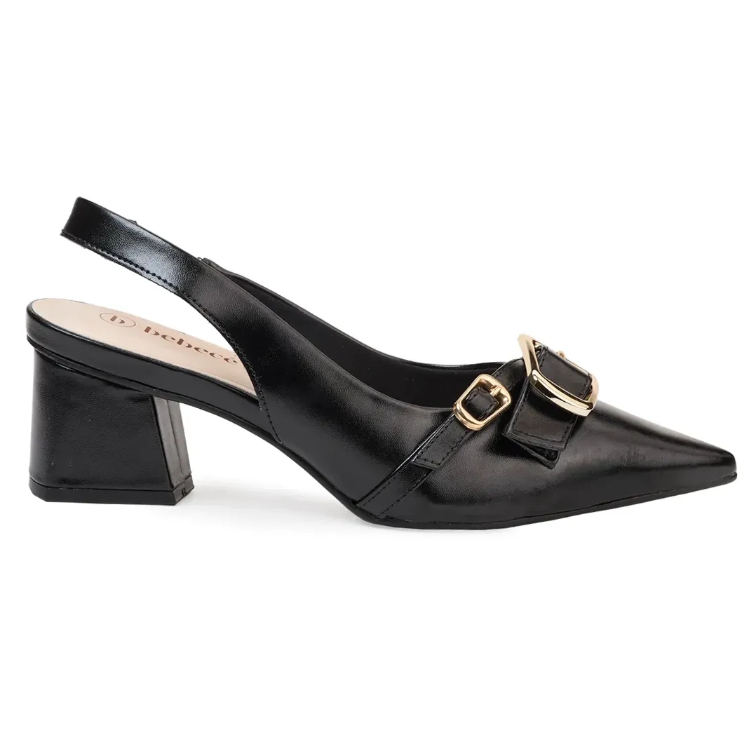 Sapato feminino Bebecê preto sintético com bico fino e fivelas douradas, modelo sling-back com salto bloco médio.